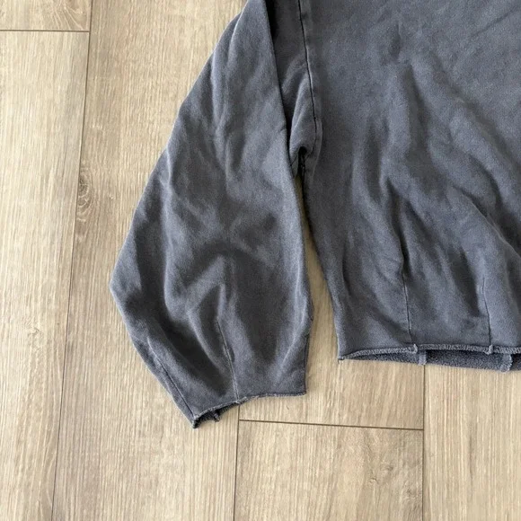 Out From Under Urban Outfitters Carla Crew Cropped Sweatshirt Top Small S - Picture 2 of 6